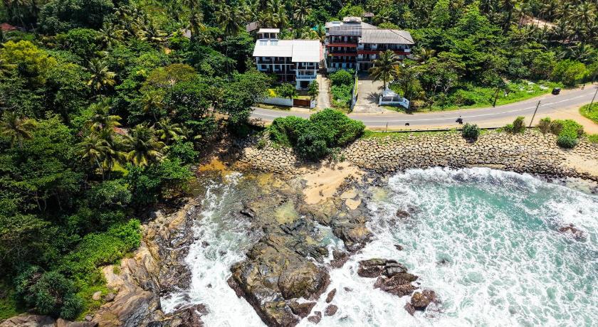 Coastal Breeze Talalla