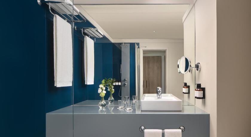 Image of Junior Suite with River view 14