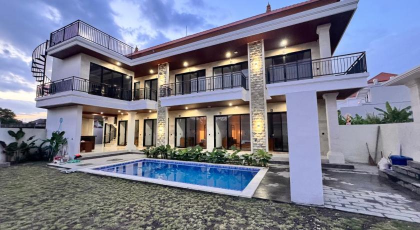 TRISUMA GUEST HOUSE - image 11