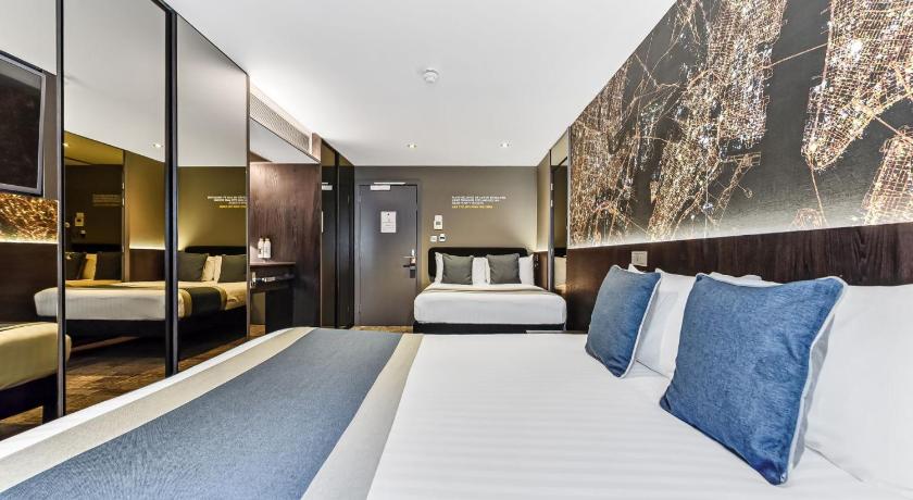 Image of 2 Double Beds 3
