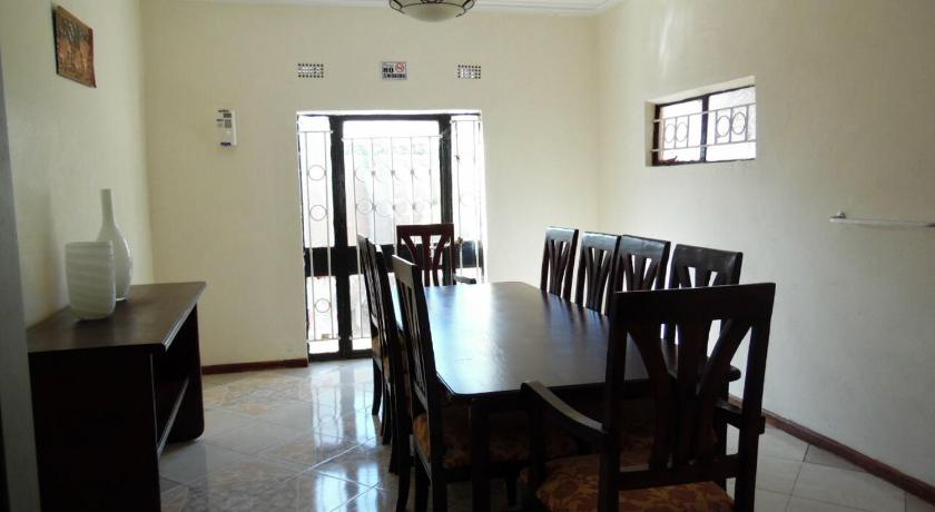 Rugems Executive Lodge - image 12