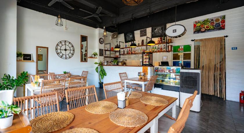 Kata Station Boutique Hotel, Kata Beach – Phuket, WY