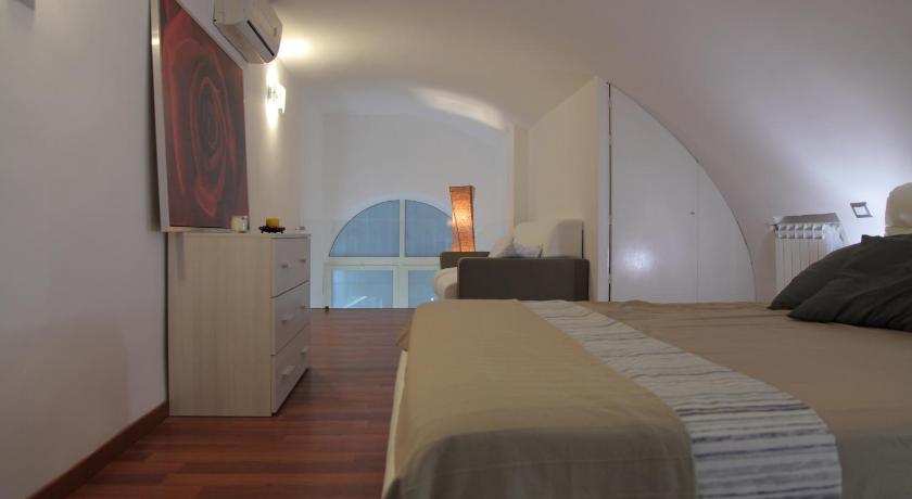 Image of Apartment - Split Level 0