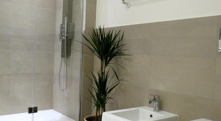Image of Deluxe Apartment 2