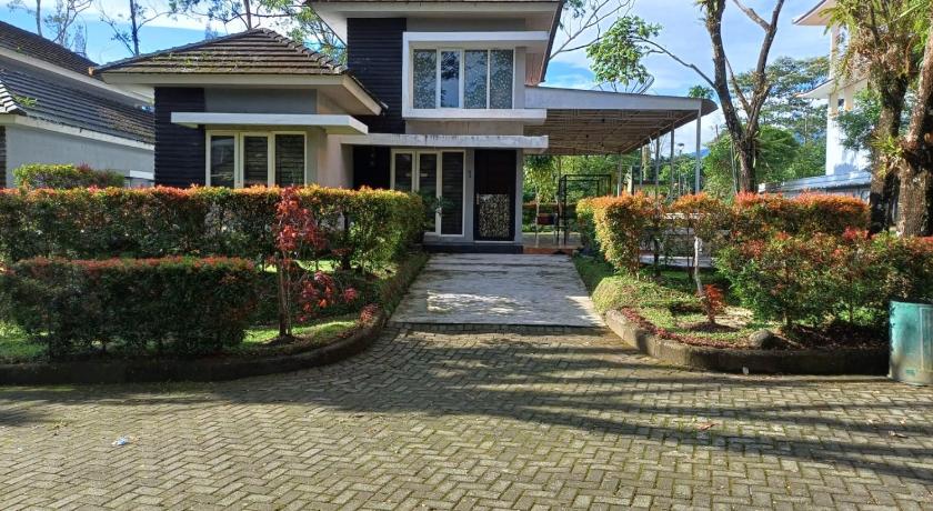 Tampilan Villa GreenHill A1 SibolangitView