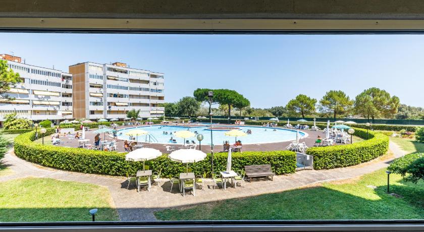 Piscina Gratis, Pool View Oasis Pool View