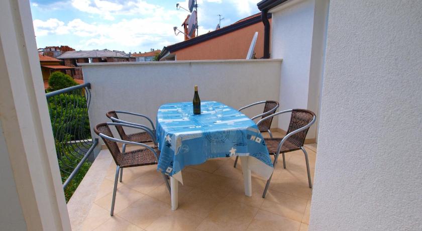 Apartment 1099 - image 26