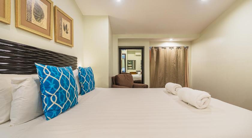 Image of Three-Bedroom Suite 7