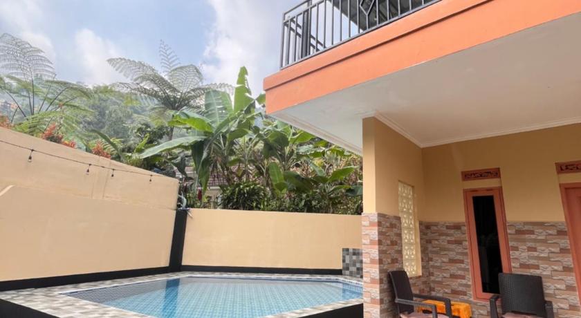 Tampilan Villa Pondok Aurora
