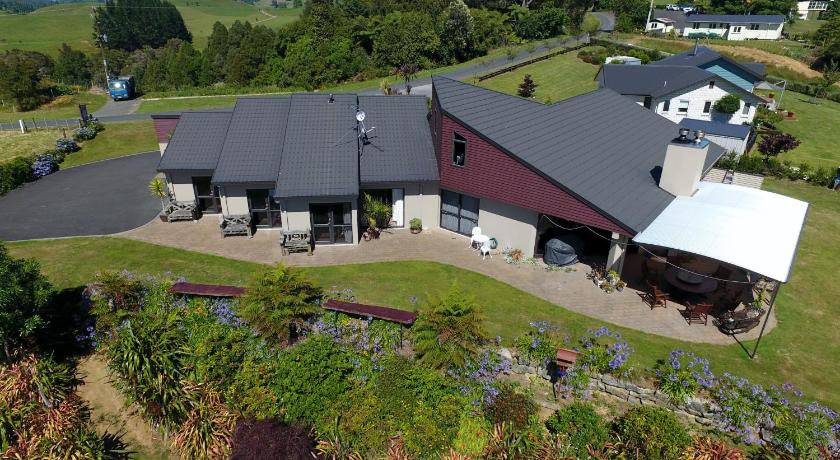 Waitomo Golfstays B&B photo