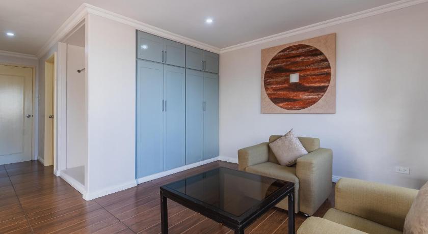 Image of Three-Bedroom Suite 13