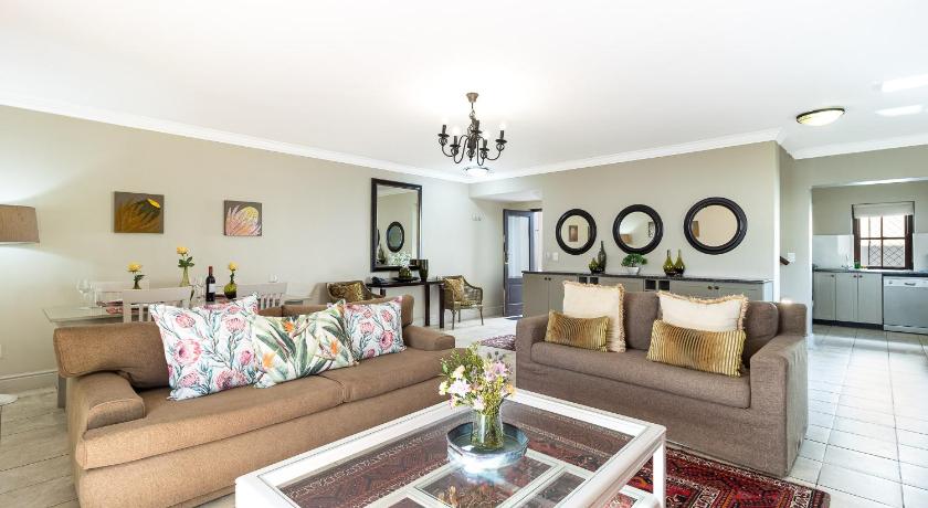 Winelands Golf Lodges 16 at De Zalze - image 2
