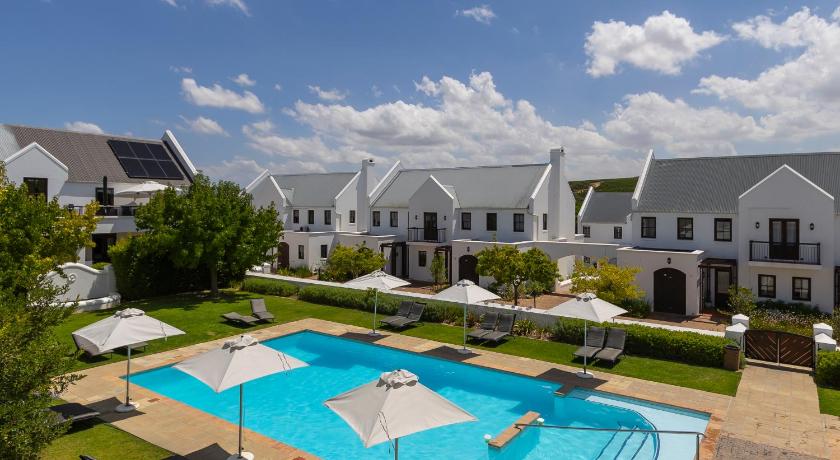 Winelands Golf Lodges 18 at De Zalze - image 12