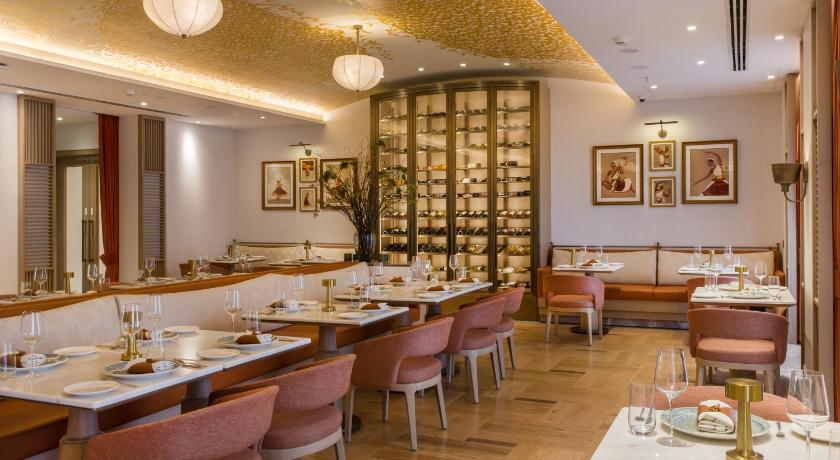 DLF Club 4 - image 22