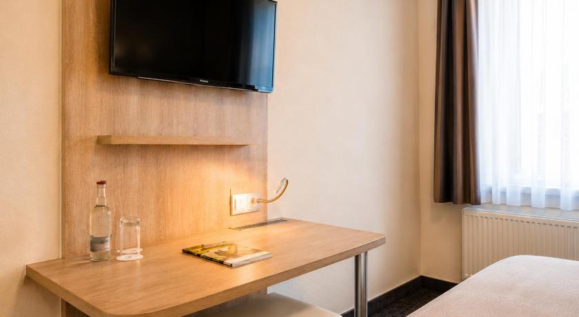 Image of Double Room 6