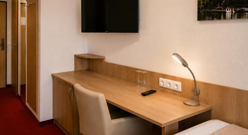 Image of Superior Twin Room 4