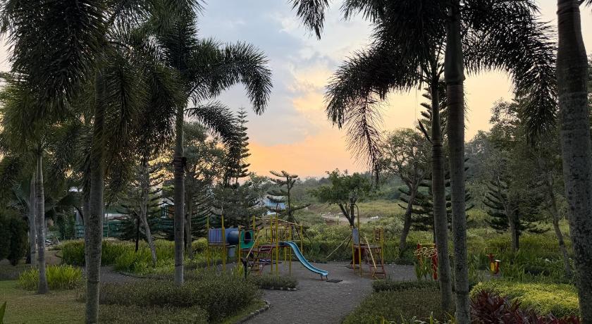 The Valley Guesthouse - image 13