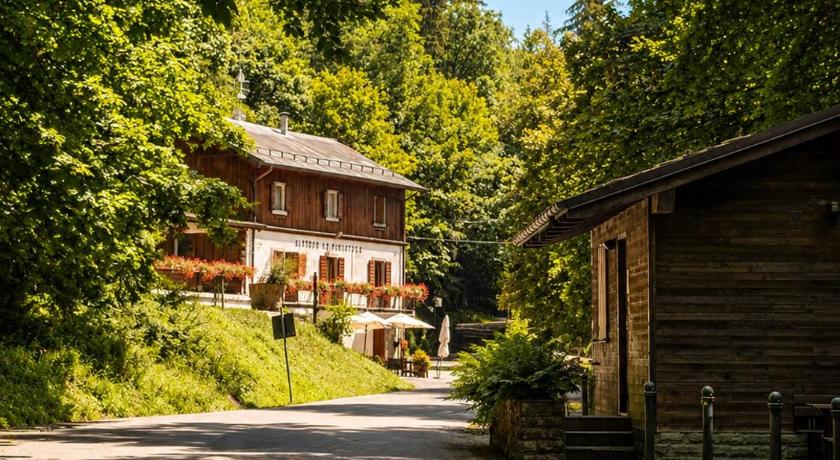 Albergo Ristorante Lo Scoiattolo