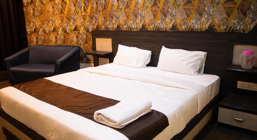 Aira Suites - image 12