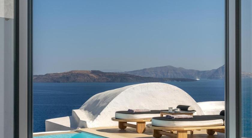 Ambassador Santorini - image 16