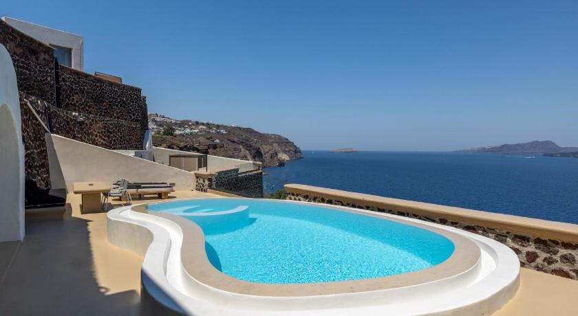 Ambassador Santorini - image 11