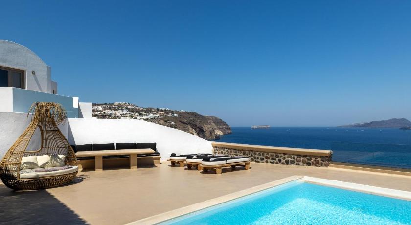 Ambassador Santorini - image 3