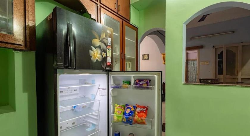 Beach villa service apartment - image 11