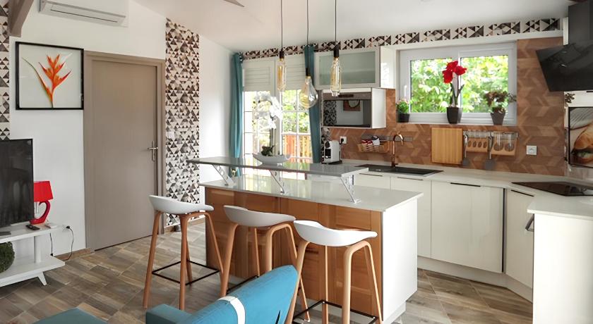 Foto von Maison accueillante à La Trinité avec piscine partagée 57 m² - Agoda-Rabattbuchung