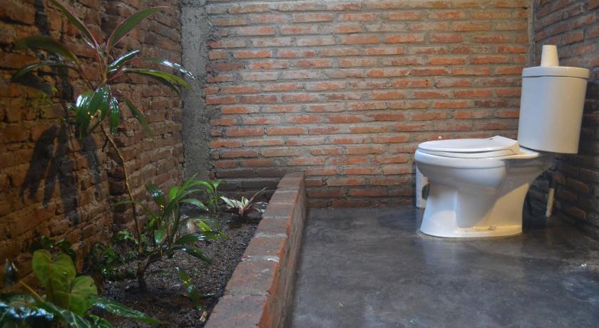Bathroom, Losmanos Hostel in Yogyakarta