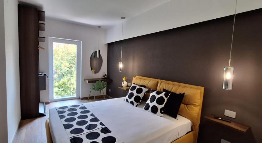 Luana Rooms
