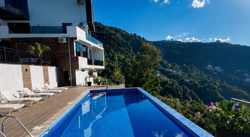 Villa Deluxe Kvariati