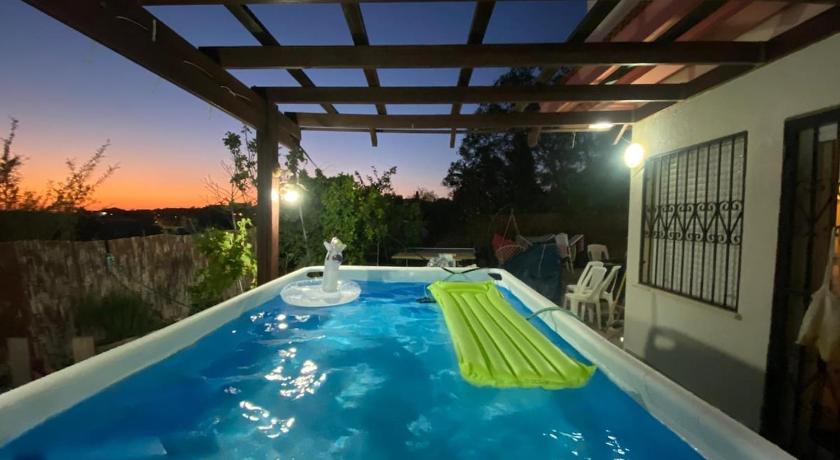 Kosher 'Villa Rosa' Moshav Aderet, Ella Valley nr Bet Shemesh