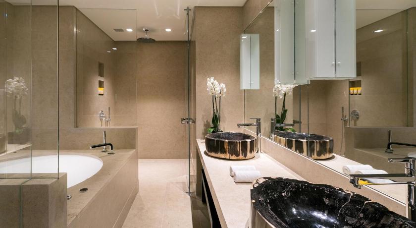 Image of Luxury, Suite, Sea view, Private pool 2