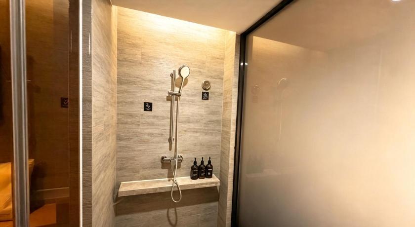 Atour Hotel Kunming High-Tech Wuyue Plaza - image 33