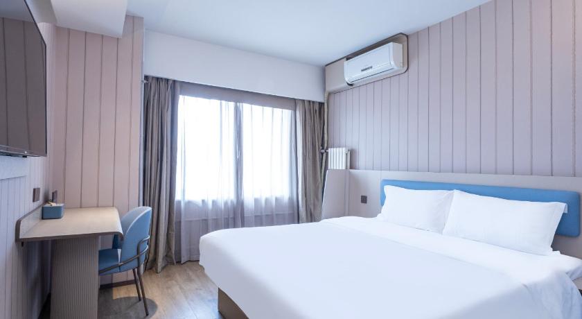 Hanting Hotel Beijing West Railway Station North Square – Beijing, NY
