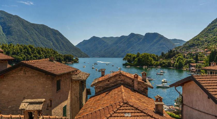 Next Comacina, Lago di Como with Garage by Geco Vacation Rentals