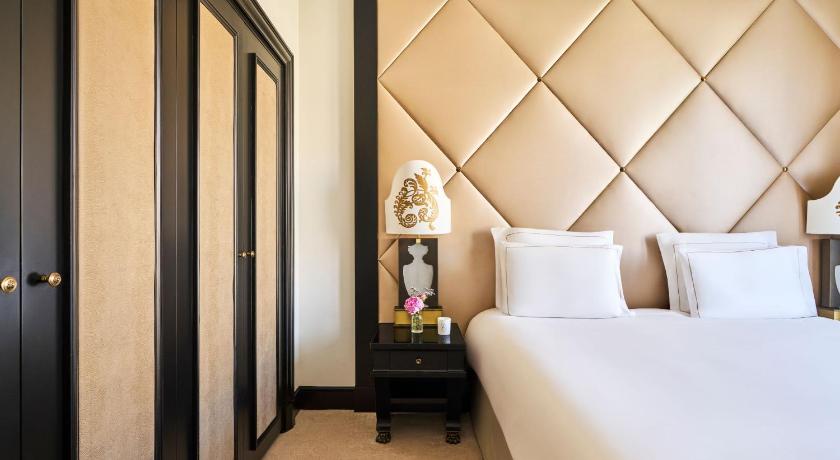 Image of Prestige Room 7