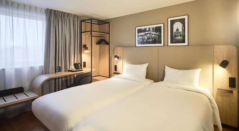 Image of Standard Twin Room 0
