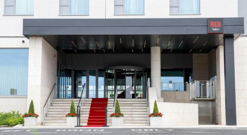 Radisson RED Galway