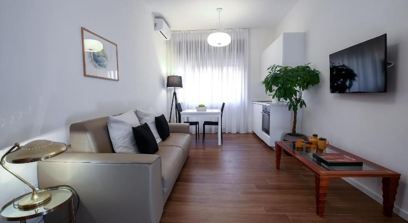 Image of Apartment 3