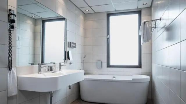 Image of Suite 12