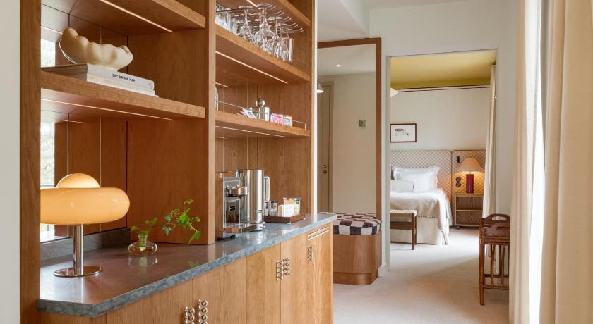 Image of King Suite with Ocean View 1