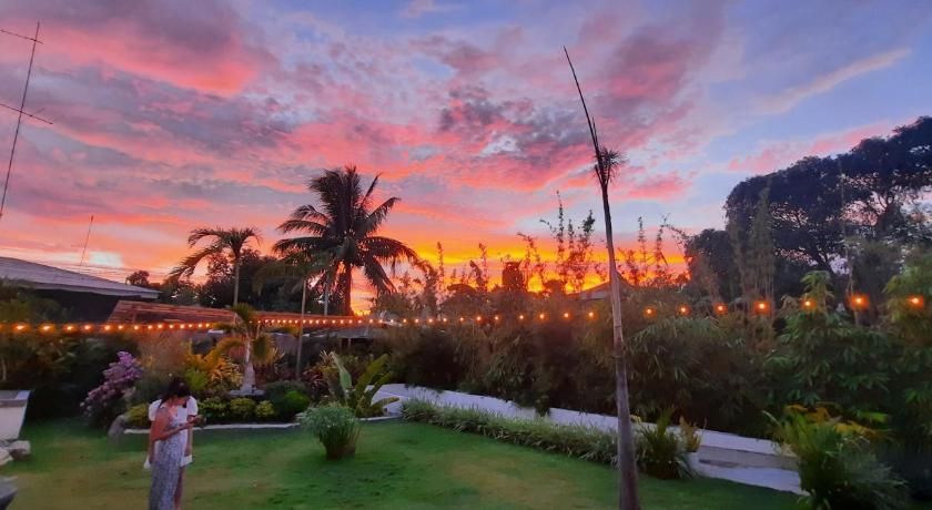 Lokal Hotels Dauin - image 24