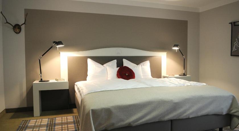 Image of Classic Double Room "Jagdschloss" 4
