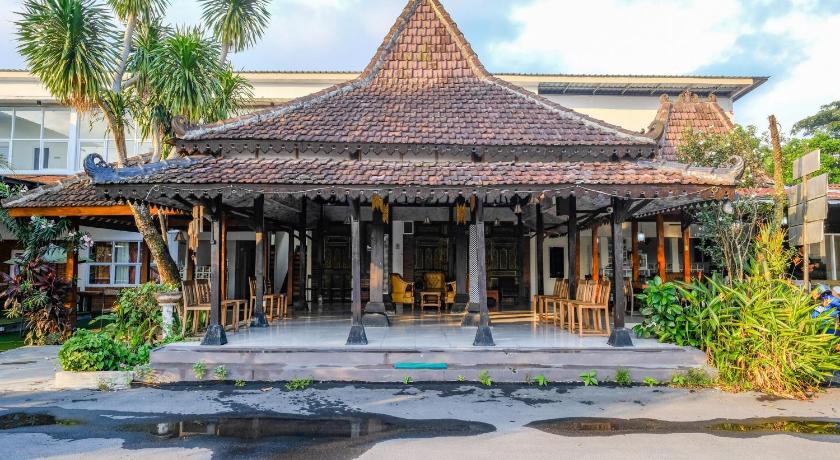 Urbanview Hotel Syariah Astungkara Space Sleman by RedDoorz – Sleman, MN