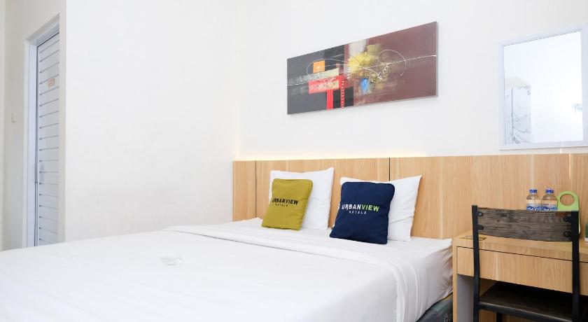 Urbanview Hotel Syariah Astungkara Space Sleman by RedDoorz – Sleman, MN