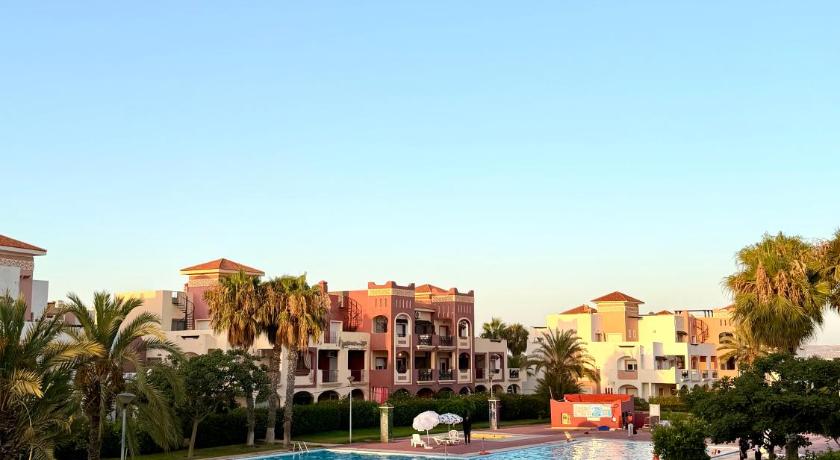 Foto de Appartement de 3 chambres avec piscine pour les familles - Reserva con descuento Agoda