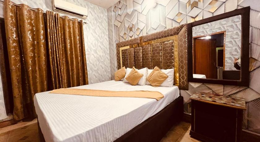 Hotel Super Seven – Lahore, WI