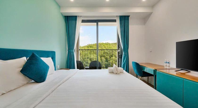 Studio Có Ban Công (Studio with Balcony)