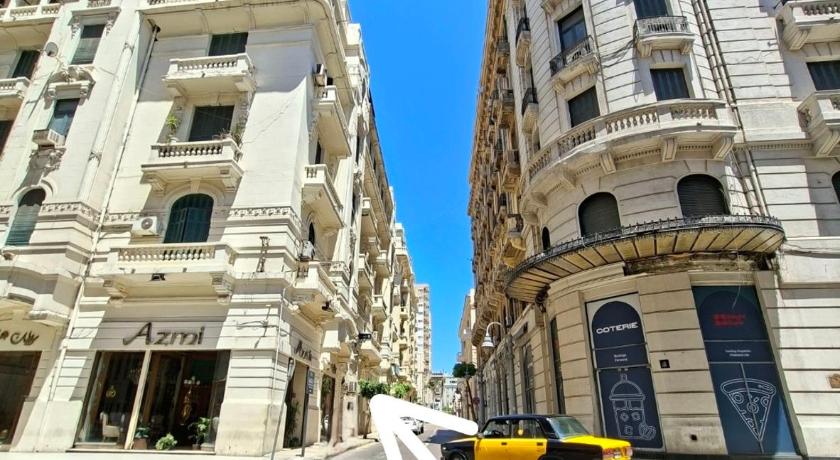 Alexandria Grand I Downtown boutique Hotel